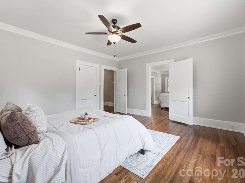 197 Academy Street, Canton, NC 28716.  MLS# CAR4403266, YatesRealty ID 38268. 