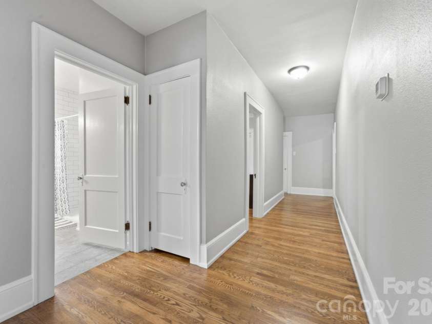 197 Academy Street, Canton, NC 28716.  MLS# CAR4403266, YatesRealty ID 38268. 