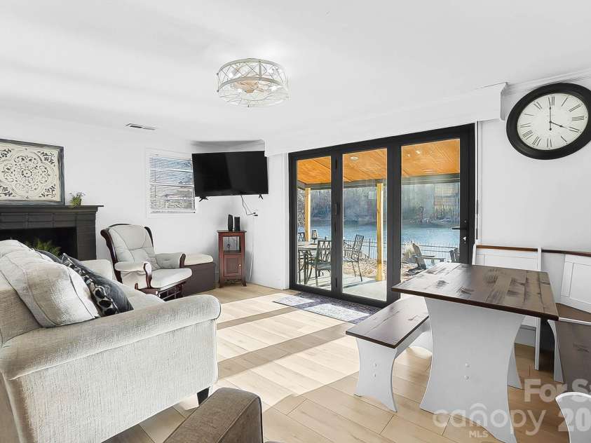 22246 Oakwood Road, Albemarle, NC 28001.  MLS# CAR4342062, YatesRealty ID 3827. 