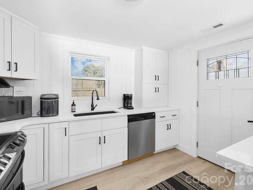 22246 Oakwood Road, Albemarle, NC 28001.  MLS# CAR4342062, YatesRealty ID 3827. 