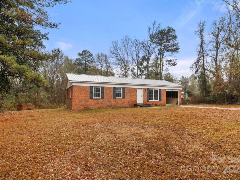4679 Kickturn Road, Heath Springs, SC 29058.  MLS# CAR4327906, YatesRealty ID 3827. 