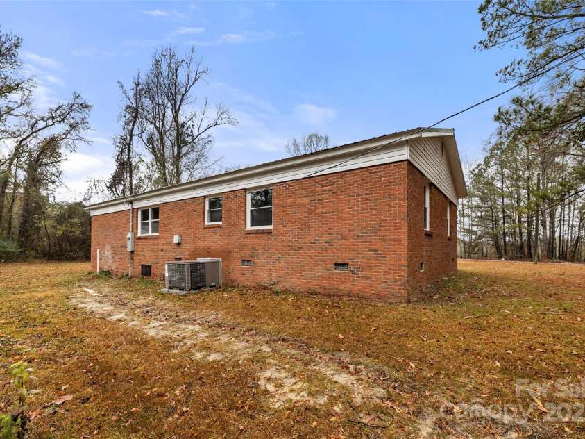 4679 Kickturn Road, Heath Springs, SC 29058.  MLS# CAR4327906, YatesRealty ID 3827. 