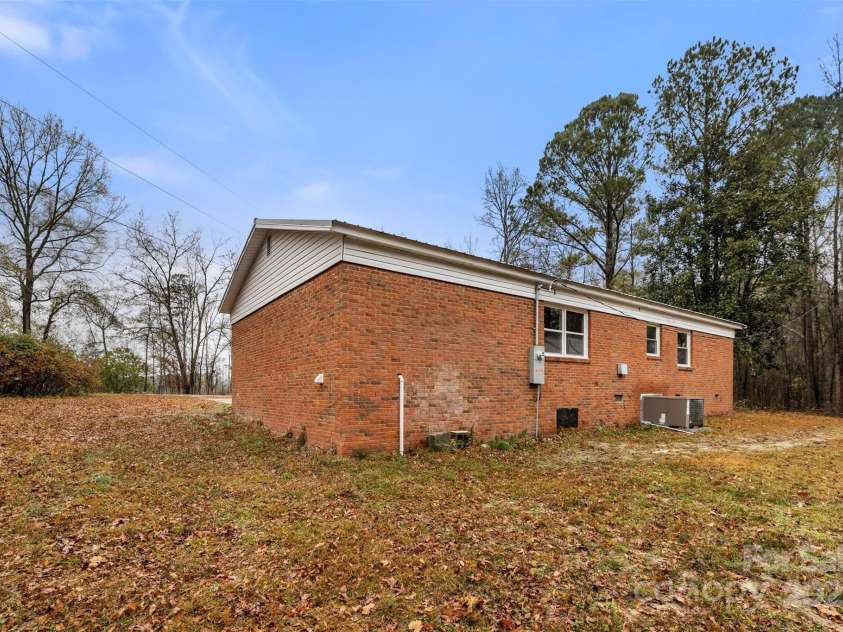 4679 Kickturn Road, Heath Springs, SC 29058.  MLS# CAR4327906, YatesRealty ID 3827. 