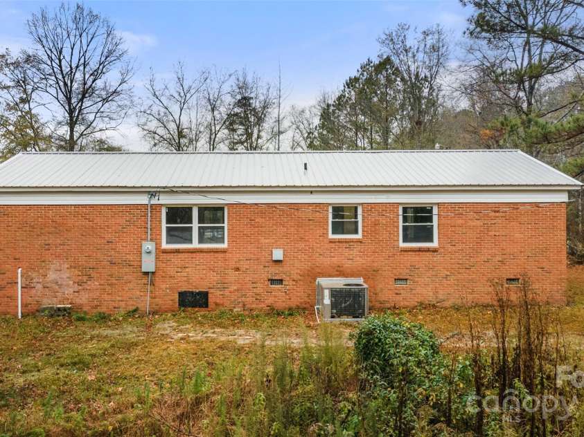 4679 Kickturn Road, Heath Springs, SC 29058.  MLS# CAR4327906, YatesRealty ID 3827. 