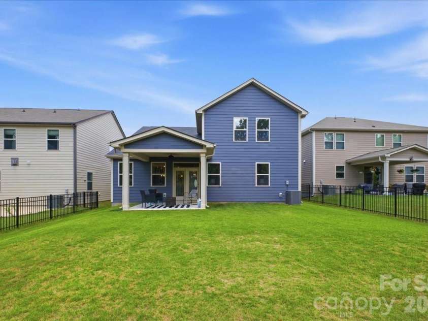 12628 Heath Grove Drive, Huntersville, NC 28078.  MLS# CAR4397306, YatesRealty ID 38271. 