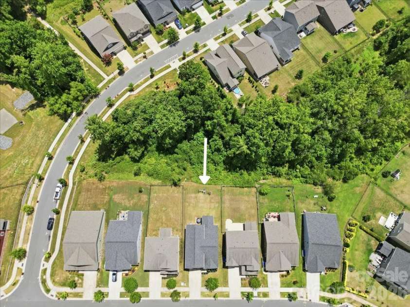 12628 Heath Grove Drive, Huntersville, NC 28078.  MLS# CAR4397306, YatesRealty ID 38271. 