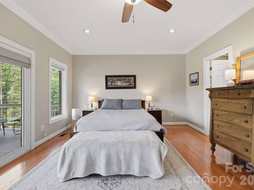 495 Windsor Drive, Taylorsville, NC 28681.  MLS# CAR4396399, YatesRealty ID 38272. 