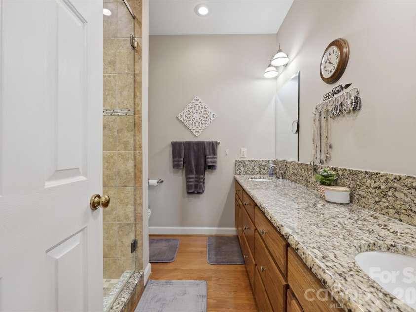 495 Windsor Drive, Taylorsville, NC 28681.  MLS# CAR4396399, YatesRealty ID 38272. 