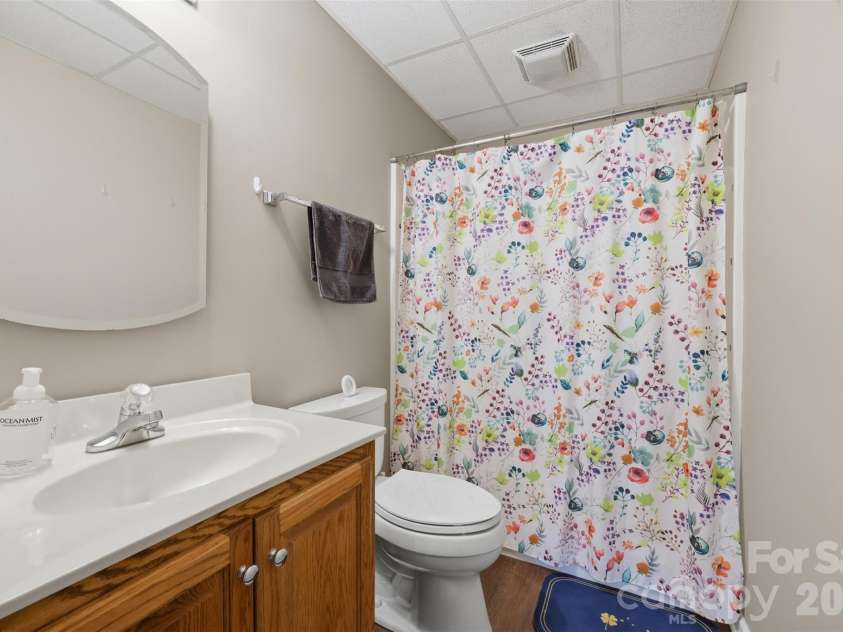 495 Windsor Drive, Taylorsville, NC 28681.  MLS# CAR4396399, YatesRealty ID 38272. 