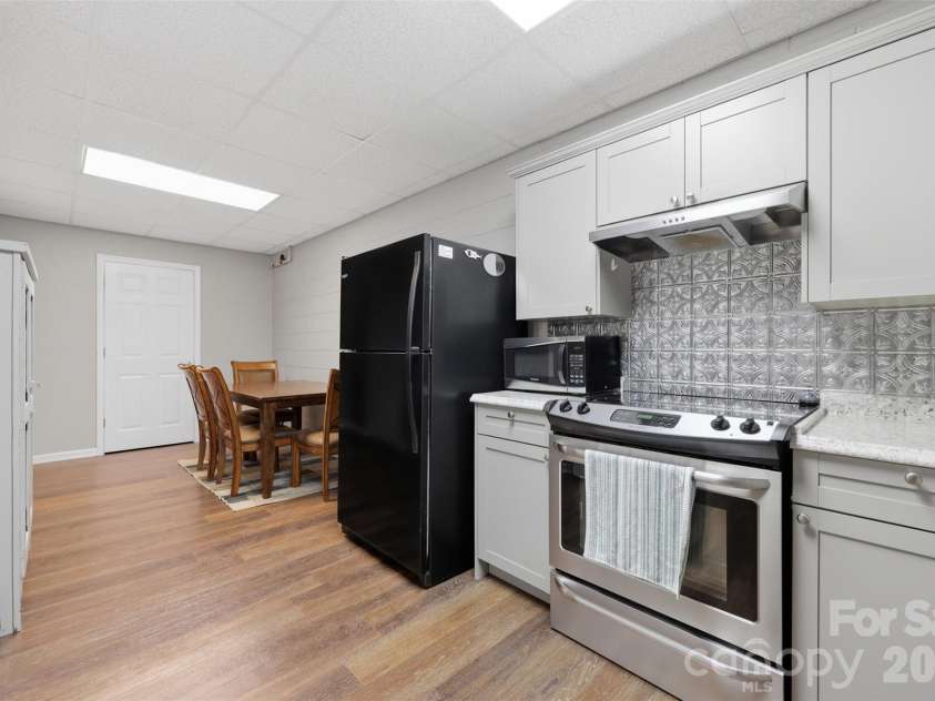 495 Windsor Drive, Taylorsville, NC 28681.  MLS# CAR4396399, YatesRealty ID 38272. 