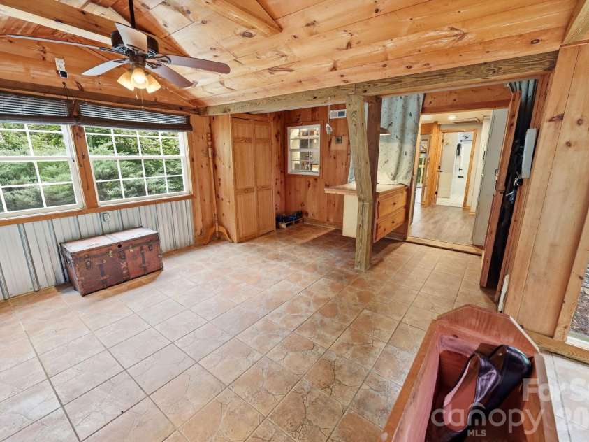98 Secluded Cove, Waynesville, NC 28785.  MLS# CAR4401533, YatesRealty ID 38273. 
