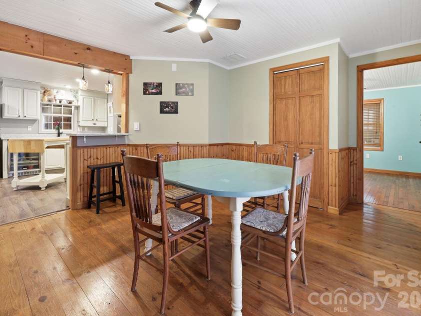 98 Secluded Cove, Waynesville, NC 28785.  MLS# CAR4401533, YatesRealty ID 38273. 