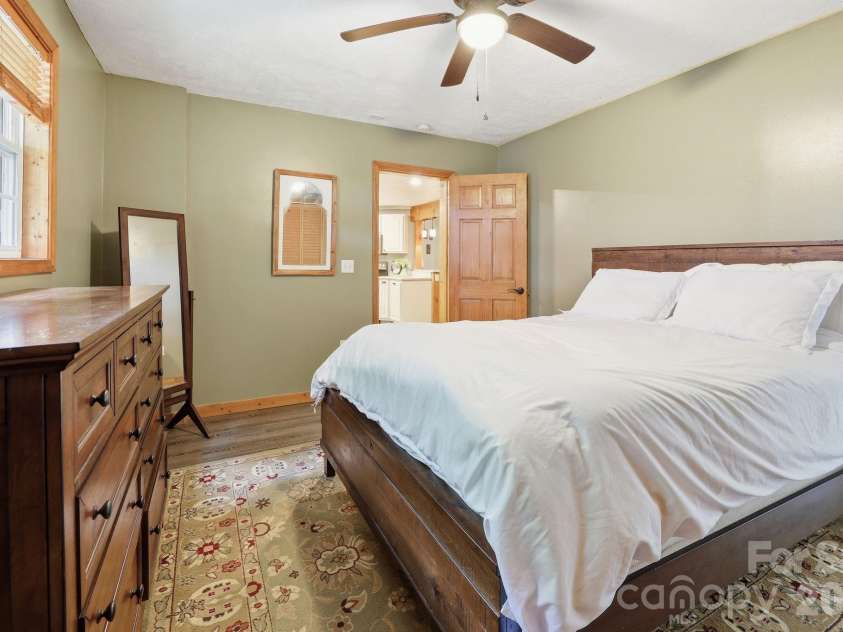 98 Secluded Cove, Waynesville, NC 28785.  MLS# CAR4401533, YatesRealty ID 38273. 