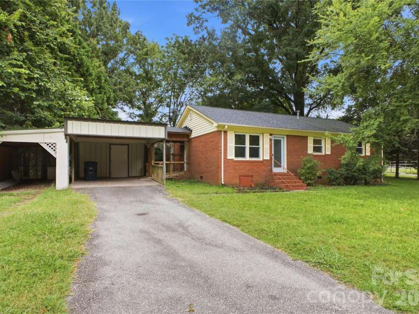 325 Grover Moore Place, Indian Trail, NC 28079.  MLS# CAR4397789, YatesRealty ID 38275. 