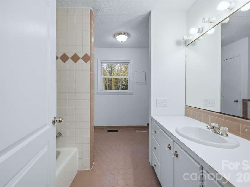 325 Grover Moore Place, Indian Trail, NC 28079.  MLS# CAR4397789, YatesRealty ID 38275. 