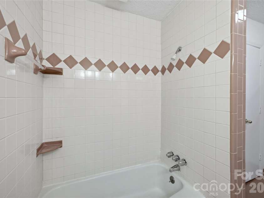 325 Grover Moore Place, Indian Trail, NC 28079.  MLS# CAR4397789, YatesRealty ID 38275. 