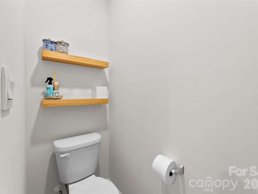 159 Calvin Creek Drive, Troutman, NC 28166.  MLS# CAR4349085, YatesRealty ID 3828. Primary Bathroom