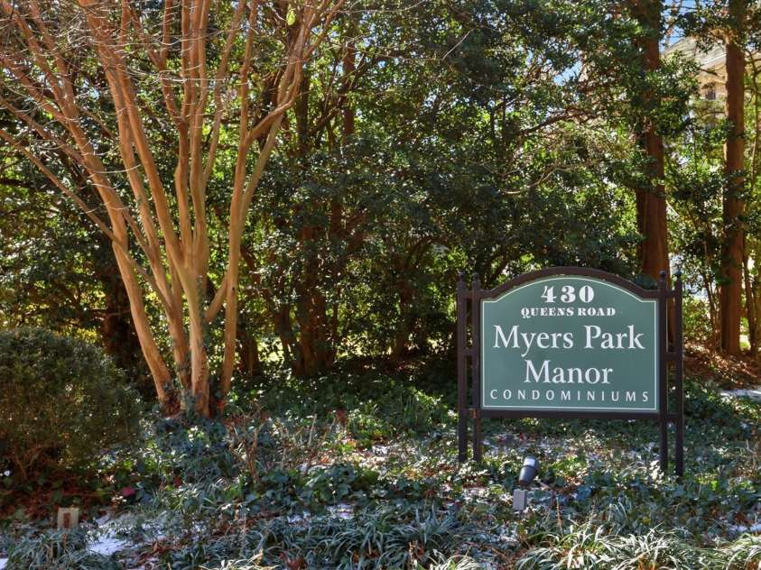 430 Queens Road, Charlotte, NC 28207.  MLS# CAR4340440, YatesRealty ID 3828. Myers Park Manor, where location meets lifestyle.  