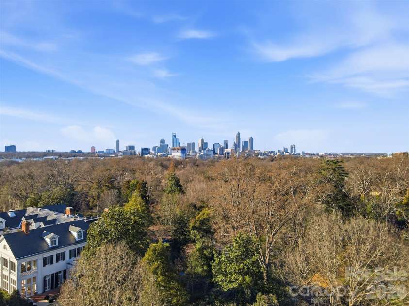 430 Queens Road, Charlotte, NC 28207.  MLS# CAR4340440, YatesRealty ID 3828. Only 2 miles to uptown Charlotte!  Less than 10 miles to Charlotte Douglas Airport. 