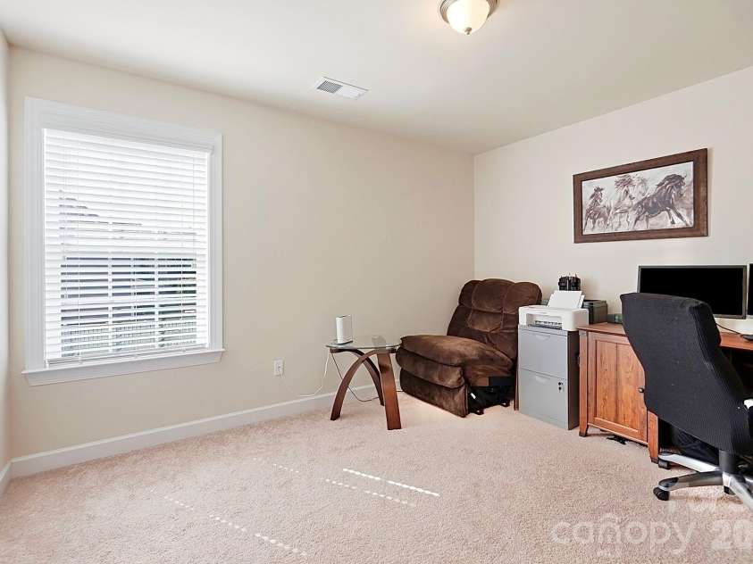 2017 Topaz Plaza, Davidson, NC 28036.  MLS# CAR4404938, YatesRealty ID 38280. Bedroom 5