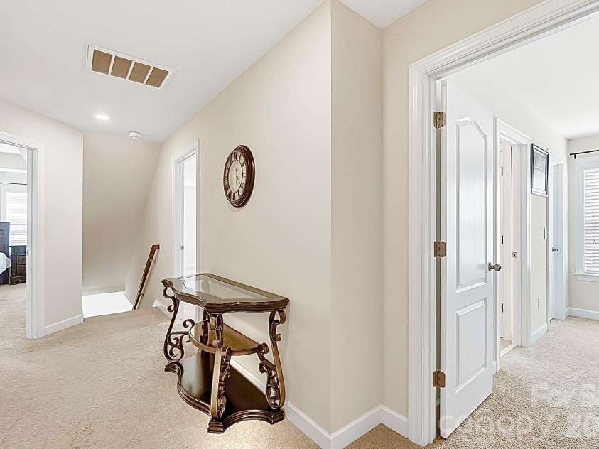 2017 Topaz Plaza, Davidson, NC 28036.  MLS# CAR4404938, YatesRealty ID 38280. Second Level - Hall