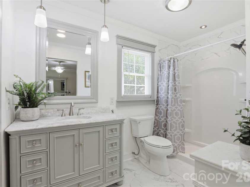 4 Fox Ridge Drive, Granite Falls, NC 28630.  MLS# CAR4387369, YatesRealty ID 38283. 
