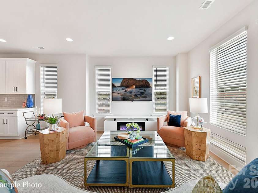 3014 Khan Park Drive, Charlotte, NC 28206.  MLS# CAR4346085, YatesRealty ID 38285. 