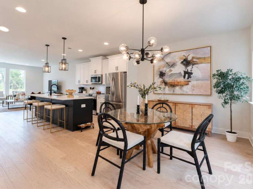 3014 Khan Park Drive, Charlotte, NC 28206.  MLS# CAR4346085, YatesRealty ID 38285. 