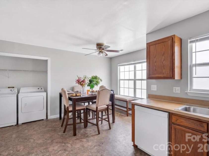 1630 Pamela Lorraine Drive, Charlotte, NC 28213.  MLS# CAR4401866, YatesRealty ID 38288. 