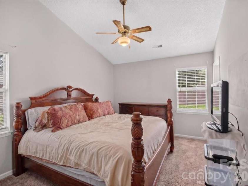 1630 Pamela Lorraine Drive, Charlotte, NC 28213.  MLS# CAR4401866, YatesRealty ID 38288. 