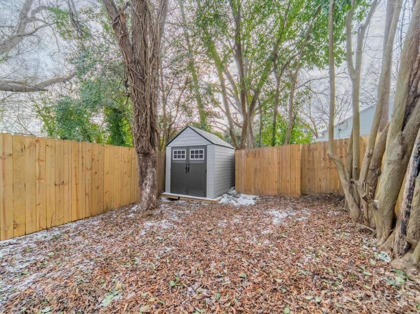 608 Ambassador Street, Charlotte, NC 28208.  MLS# CAR4342257, YatesRealty ID 3829. Shed