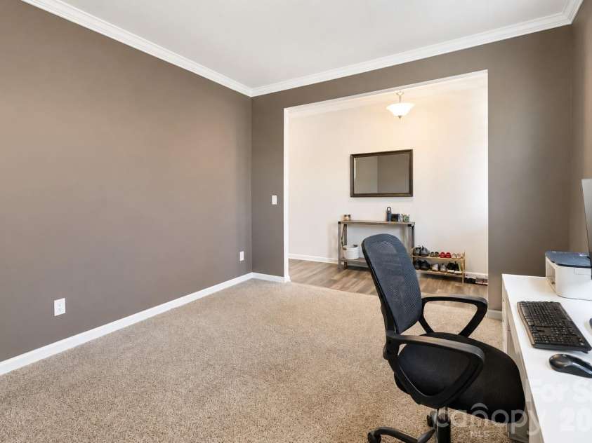 16033 Fieldstone Trace, Charlotte, NC 28278.  MLS# CAR4389592, YatesRealty ID 38292. 