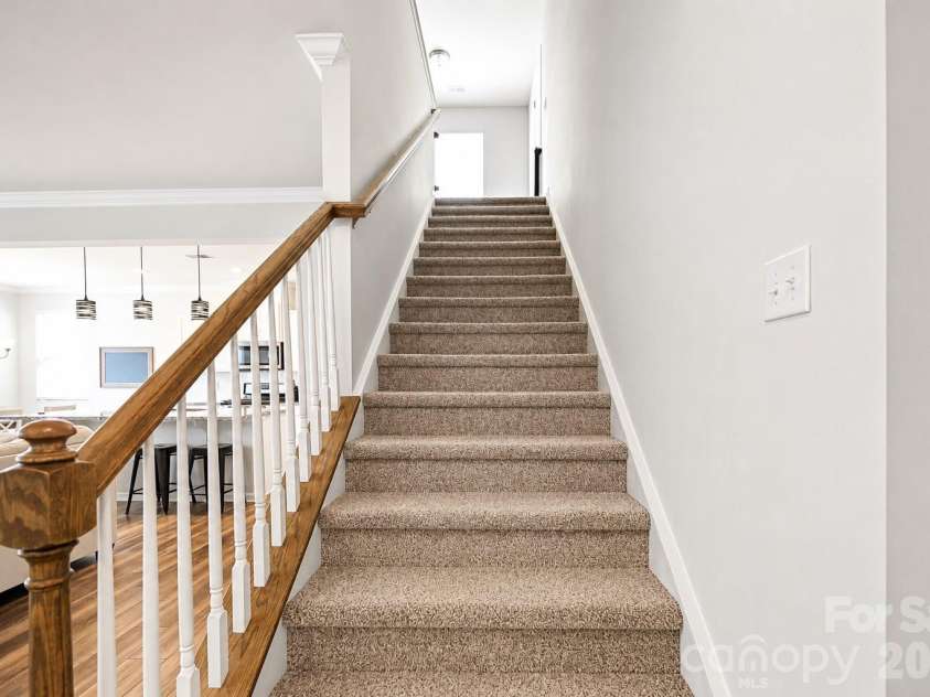 16033 Fieldstone Trace, Charlotte, NC 28278.  MLS# CAR4389592, YatesRealty ID 38292. 