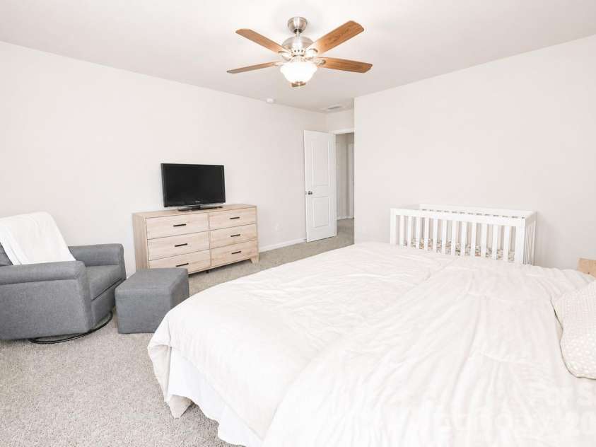 16033 Fieldstone Trace, Charlotte, NC 28278.  MLS# CAR4389592, YatesRealty ID 38292. 