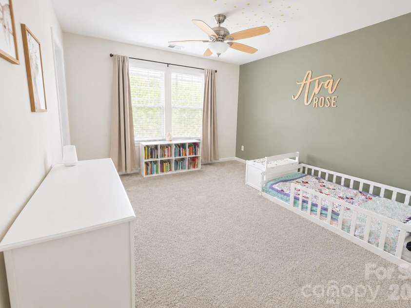 16033 Fieldstone Trace, Charlotte, NC 28278.  MLS# CAR4389592, YatesRealty ID 38292. 