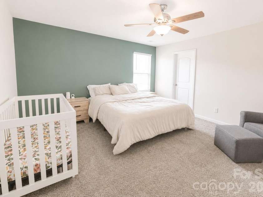 16033 Fieldstone Trace, Charlotte, NC 28278.  MLS# CAR4389592, YatesRealty ID 38292. 