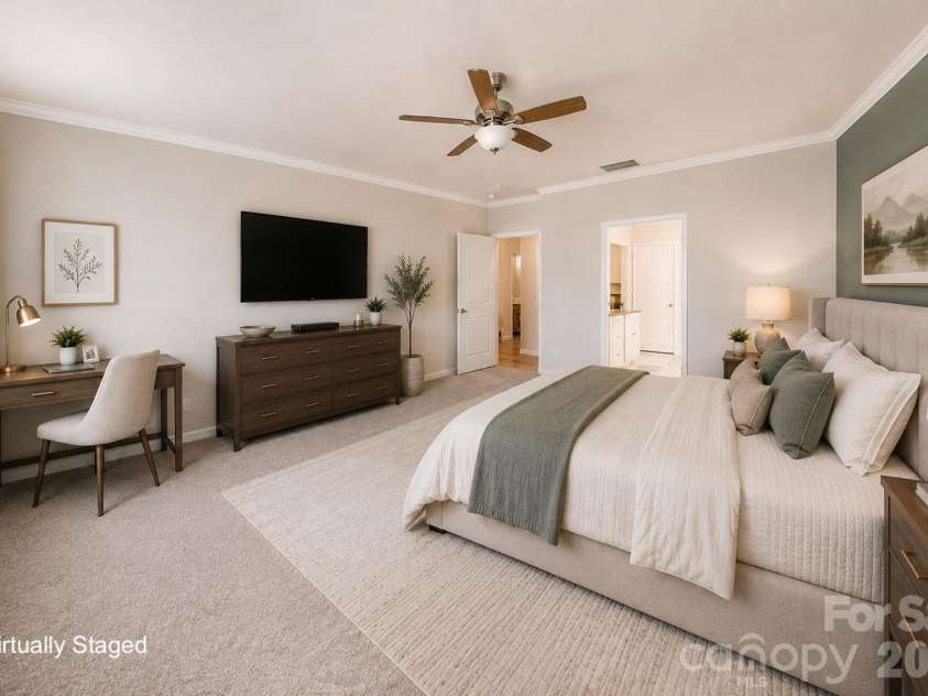 16033 Fieldstone Trace, Charlotte, NC 28278.  MLS# CAR4389592, YatesRealty ID 38292. 