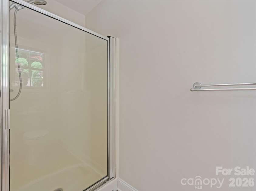 4 Leisure Wood Drive, Canton, NC 28716.  MLS# CAR4400086, YatesRealty ID 38293. 