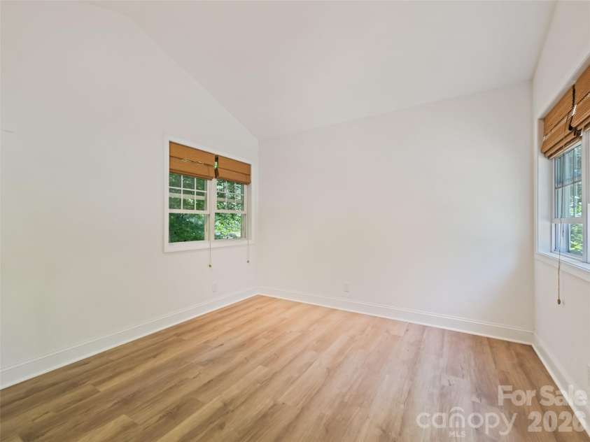 4 Leisure Wood Drive, Canton, NC 28716.  MLS# CAR4400086, YatesRealty ID 38293. 
