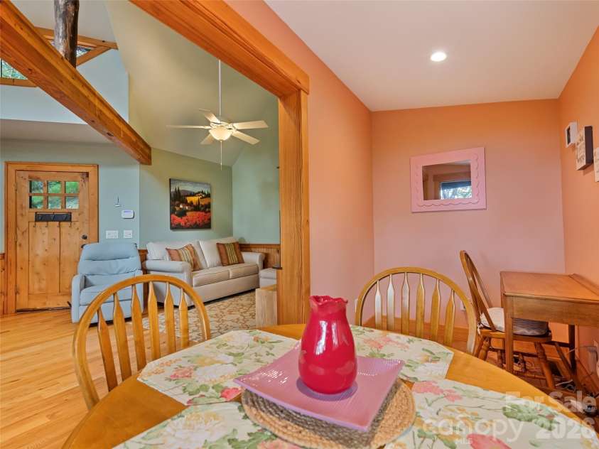 145 Hiaway Trail, Clyde, NC 28721.  MLS# CAR4401337, YatesRealty ID 38295. 