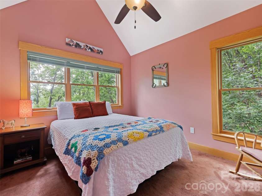 145 Hiaway Trail, Clyde, NC 28721.  MLS# CAR4401337, YatesRealty ID 38295. 