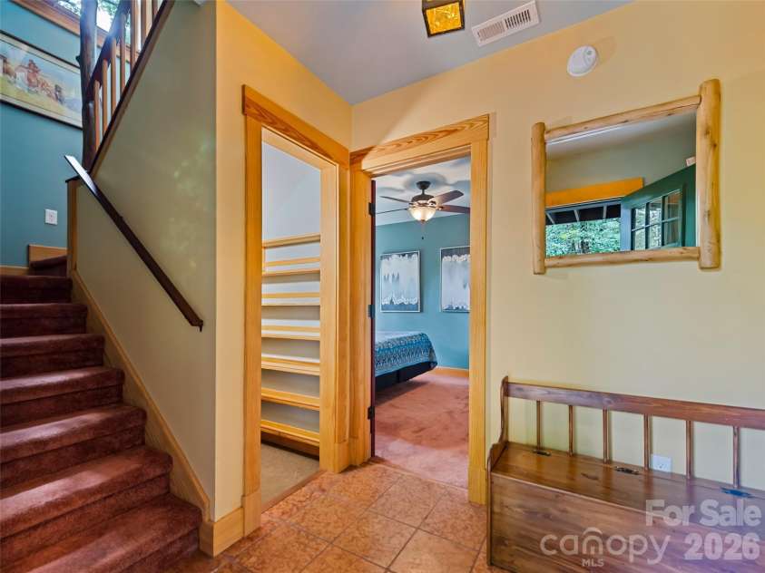 145 Hiaway Trail, Clyde, NC 28721.  MLS# CAR4401337, YatesRealty ID 38295. 