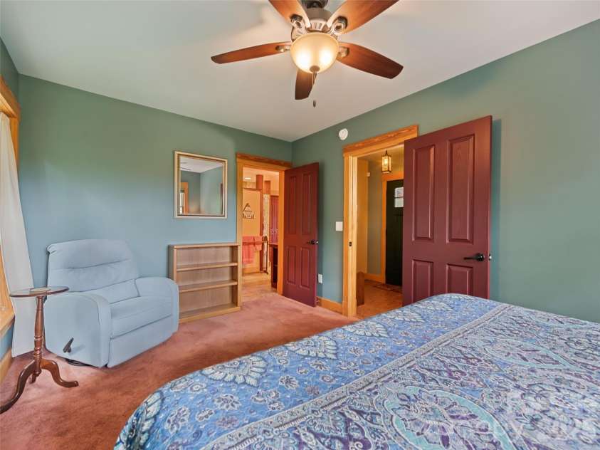 145 Hiaway Trail, Clyde, NC 28721.  MLS# CAR4401337, YatesRealty ID 38295. 