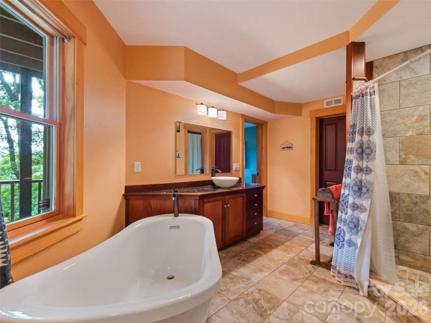 145 Hiaway Trail, Clyde, NC 28721.  MLS# CAR4401337, YatesRealty ID 38295. 