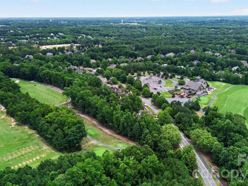 17504 Terryglass Lane, Charlotte, NC 28278.  MLS# CAR4397846, YatesRealty ID 38296. Golf Course