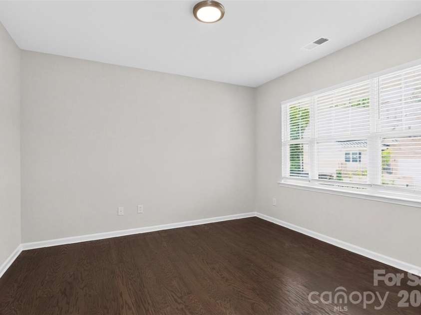 17504 Terryglass Lane, Charlotte, NC 28278.  MLS# CAR4397846, YatesRealty ID 38296. Office