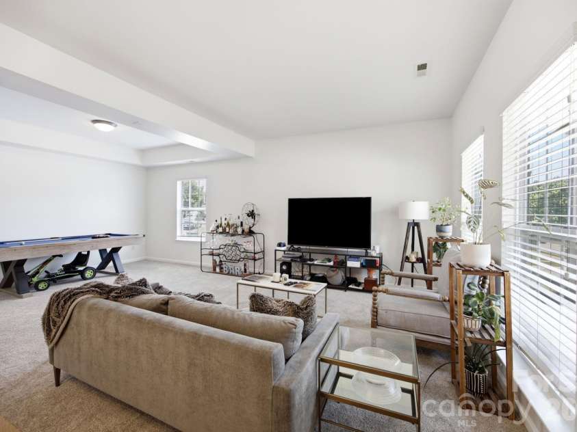 3504 Dominion Green Drive, Charlotte, NC 28269.  MLS# CAR4373828, YatesRealty ID 38297. 