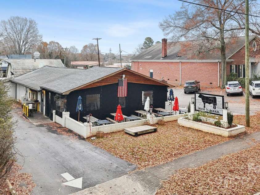 331 Bezelle Avenue, York, SC 29745.  MLS# CAR4204213, YatesRealty ID 383. Hoof & Barrel