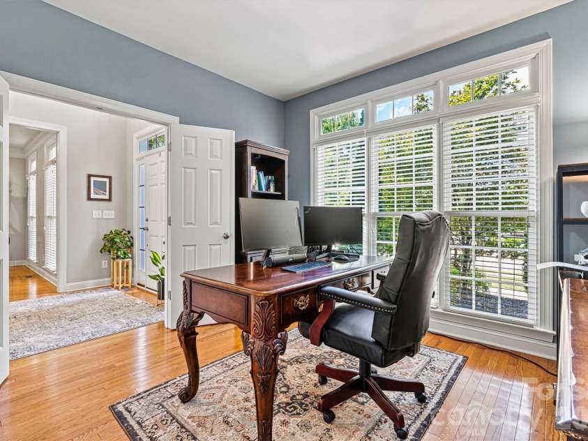 2576 Shanklin Lane, Denver, NC 28037.  MLS# CAR4287690, YatesRealty ID 3830. Main Level Office or Bedroom/Entry View