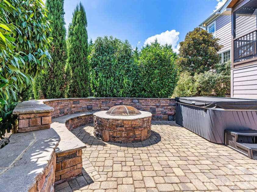 2576 Shanklin Lane, Denver, NC 28037.  MLS# CAR4287690, YatesRealty ID 3830. Private patio/fire pit and hot tub view 